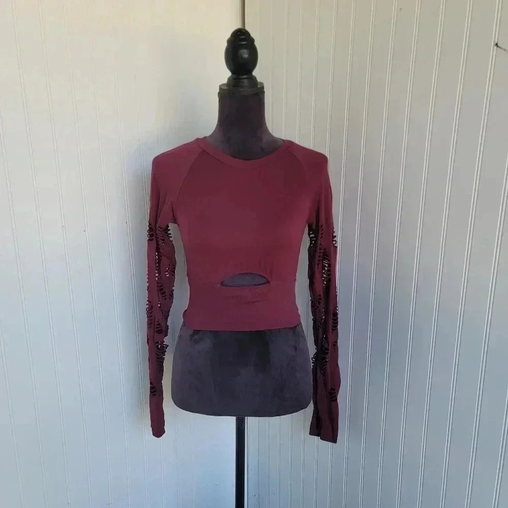 UC Under Control Womens Top Purple Long Sleeve Nylon Stretch Cut Off S / M